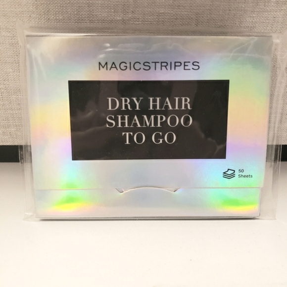 MAGICSTRIPES Dry Hair Shampoo Blotting Paper To Go NIB sealed! stocking stuffer - Picture 2 of 3